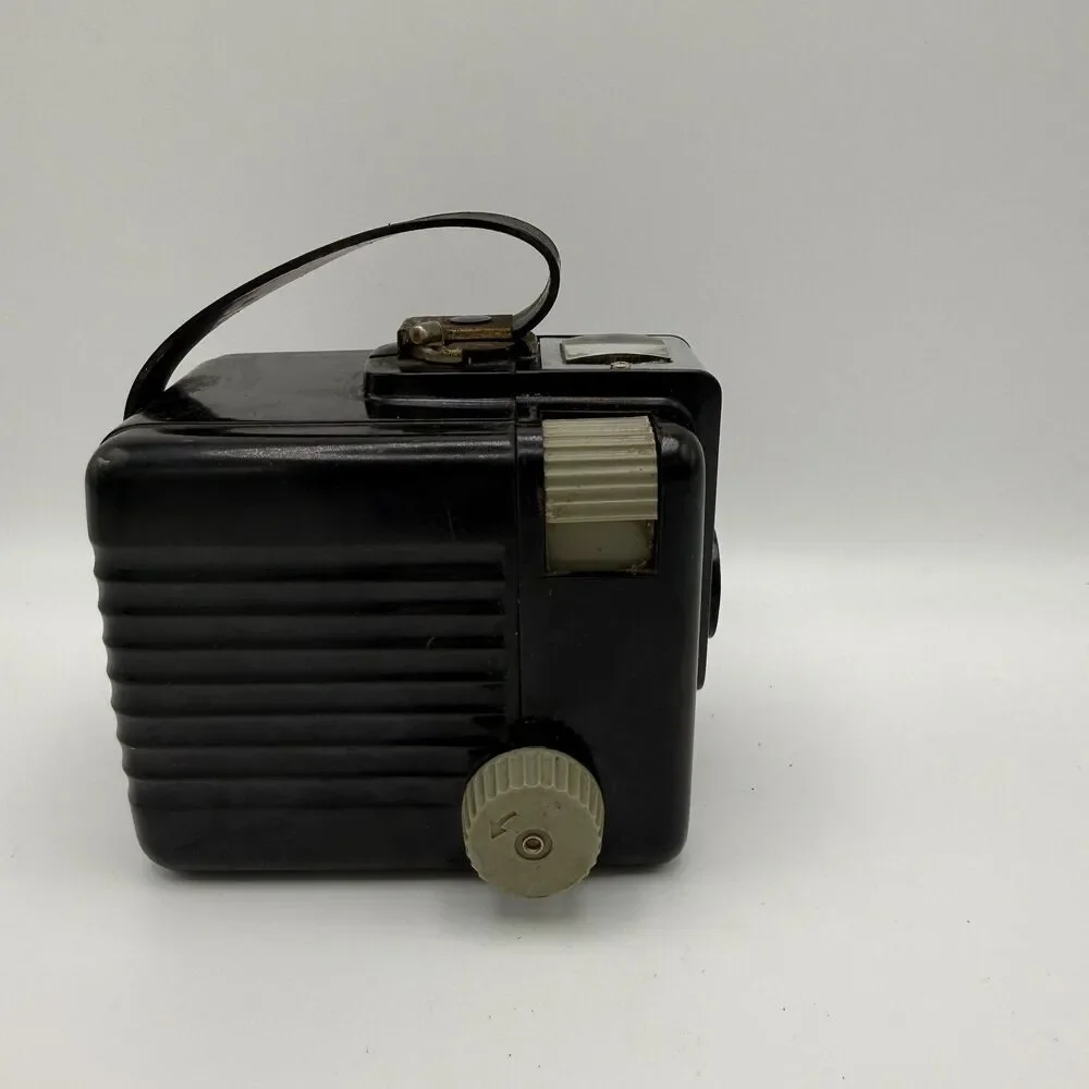 Kodak Brownie Hawkeye Flash Model Camera – Untested As-Is – Vintage Box Camera
